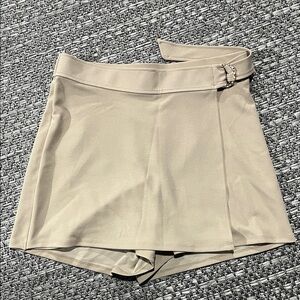 H&M | Belted Skort